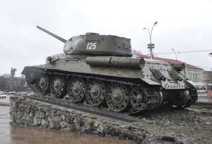 carro armato sovietico a tiraspol transnistria