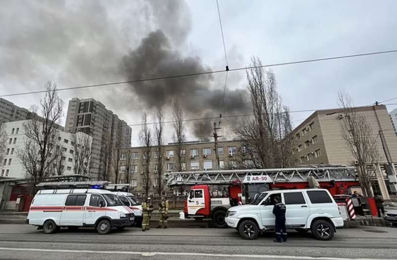 incendio al palazzo dei servizi segreti di rostov sul don russia 4