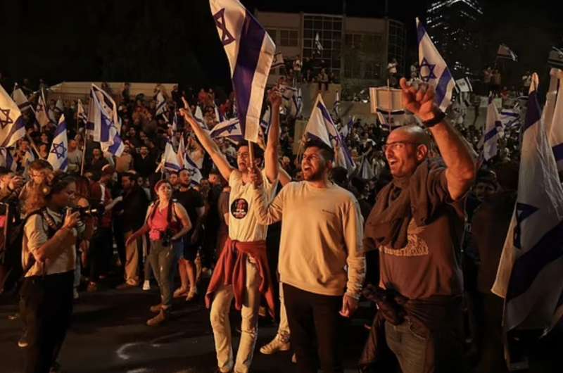 israele proteste contro la riforma della giustizia di netanyahu 3