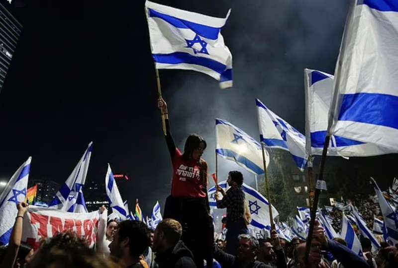 israele proteste contro la riforma della giustizia di netanyahu 5