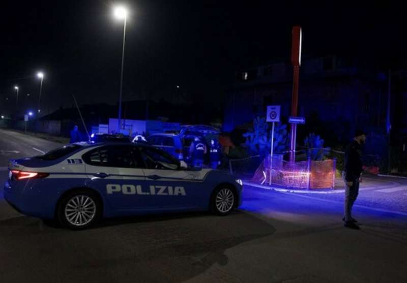 omicidio di luigi finizio in un distributore di benzina a torpignattara roma 6