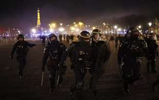 parigi, proteste contro la riforma delle pensioni 34