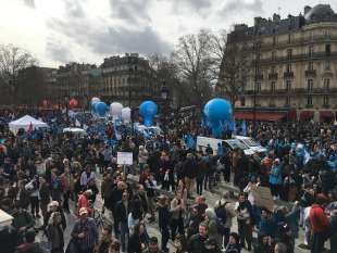 proteste in francia contro la riforma pensioni 13
