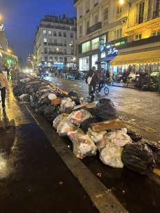 spazzatura a parigi