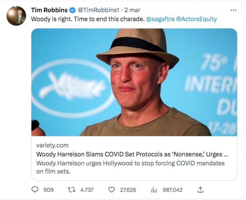 tweet di tim robbins a sostegno di Woody Harrelson su Covid e obbligo vaccinale