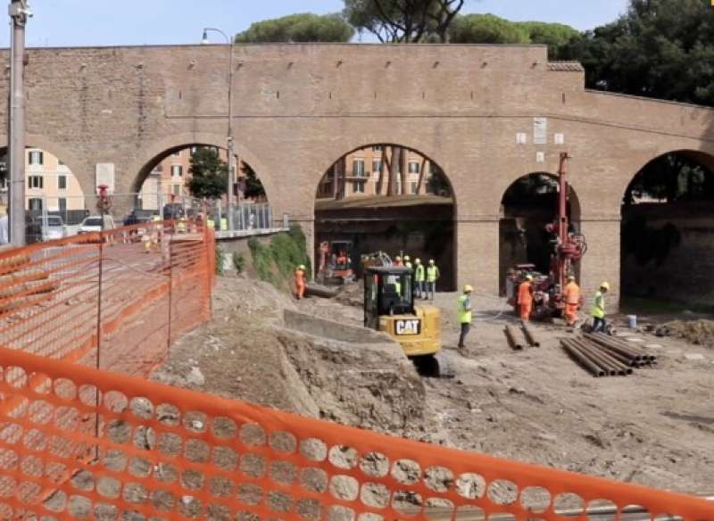 CANTIERE PIAZZA PIA A ROMA
