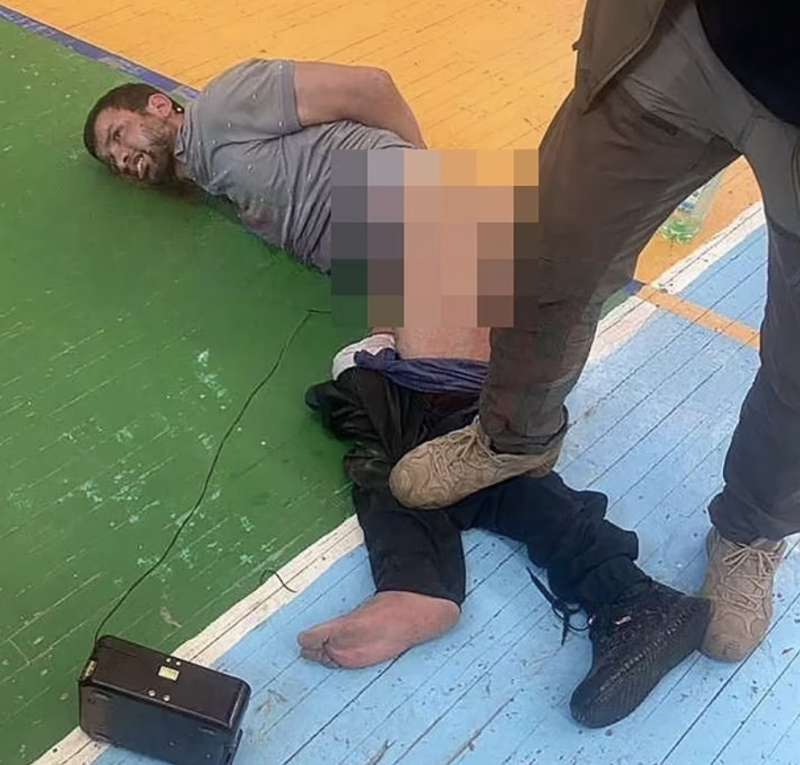 shamsuddin fariddun, uno dei terroristi della crocus city hall picchiato dai soldati russi