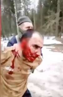 soldati russi staccano l orecchio a rachabalizoda saidakrami e lo costringono a mangiarlo 1