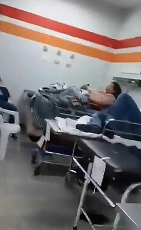 coronavirus, cadaveri negli ospedali in brasile 5