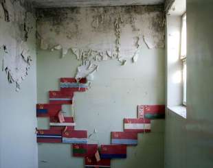 bandiere nelle scale dell’asilo nido, pripyat 1994
