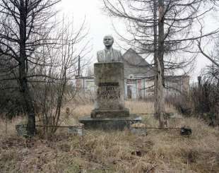 busto di lenin, pripyat 1998