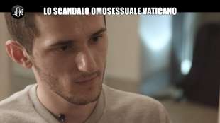 il servizio delle iene sui presunti abusi ai chierichetti del papa 2