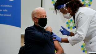 joe biden e il vaccino contro il coronavirus5