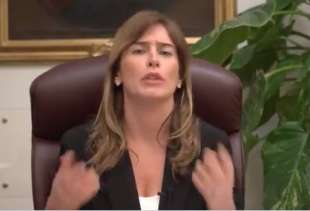 MARIA ELENA BOSCHI NEL VIDEO DI RISPOSTA A BEPPE GRILLO
