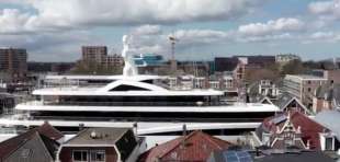 yacht sui canali olandesi 12