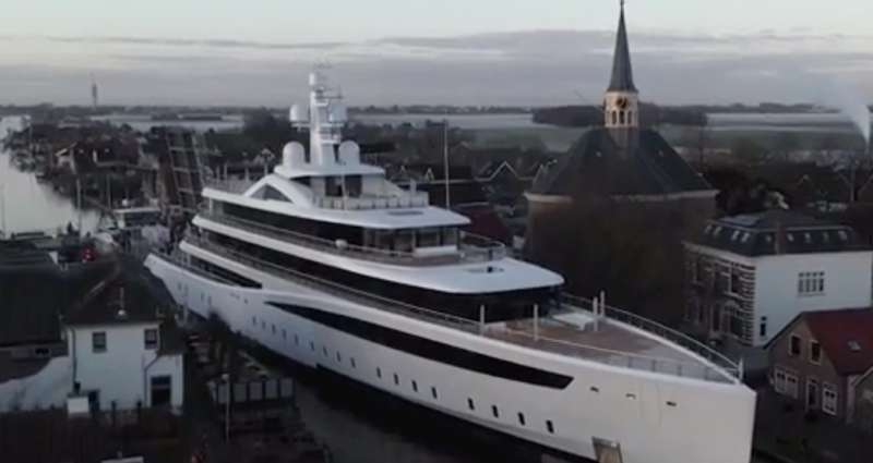 yacht sui canali olandesi 9