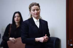 Amber Heard durante il processo in Virginia 3