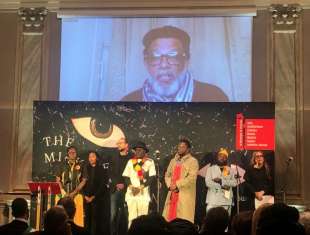 artisti dell uganda premiati alla biennale di venezia 3