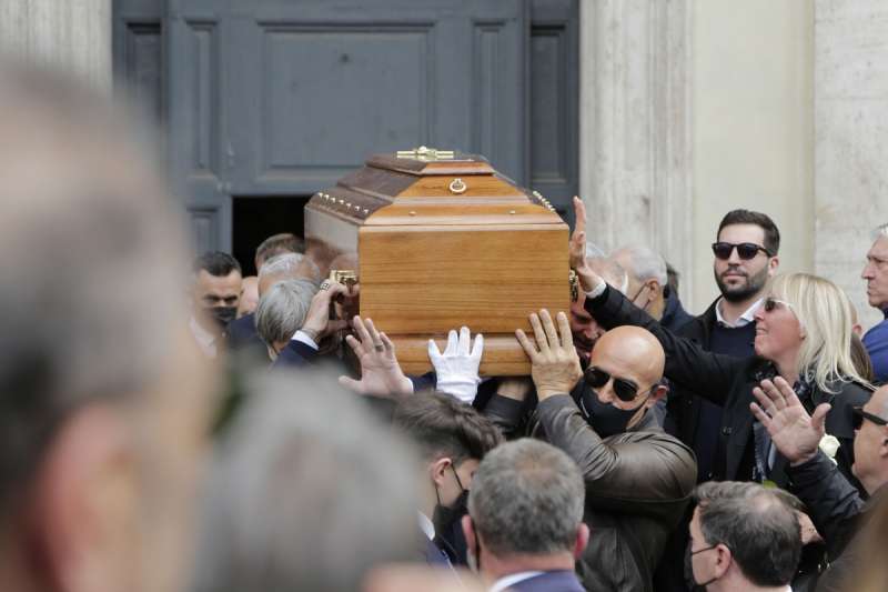 funerali tony bianchi foto luca allegrezza : conterbo press 6