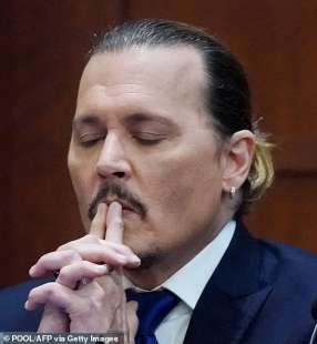 Johnny Depp durante il processo in Virginia 3