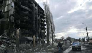 le immagini di borodyanka distrutta in ucraina 6