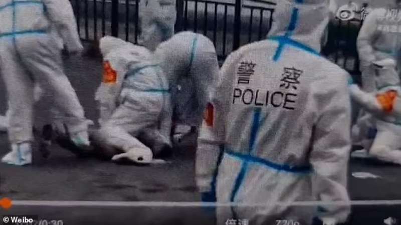 Proteste per il covid Shanghai