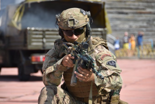 soldati inglesi addestrano militari ucraini 3