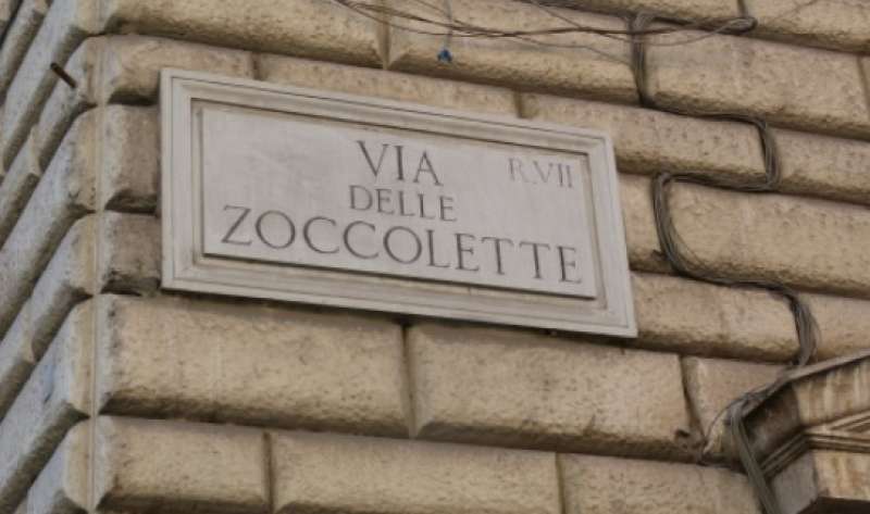 VIA DELLE ZOCCOLETTE - ROMA