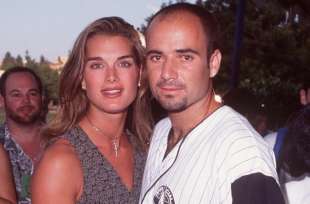 brooke shields andre agassi 3