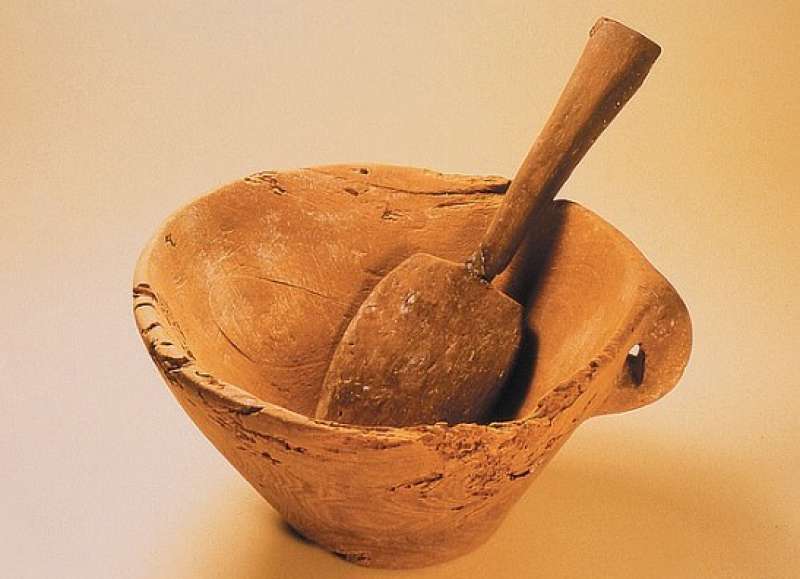 ciotola usata durante riti funerari preistorici