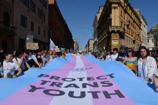 manifestazione per i diritti delle giovani persone transgender foto di bacco (8)