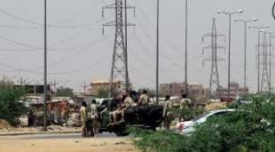sudan scontri tra esercito e paramilitari a khartoum 2