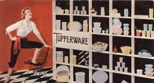 Tupperware, la crisi dei contenitori ermetici degli anni '90