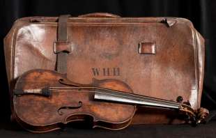 il violino ritrovato sul titanic