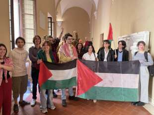 manifestazione anti israele al universita di siena 3