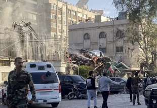 raid israeliano contro l ambasciata iraniana a damasco, in siria 3