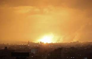 israele attacca la striscia di gaza 24