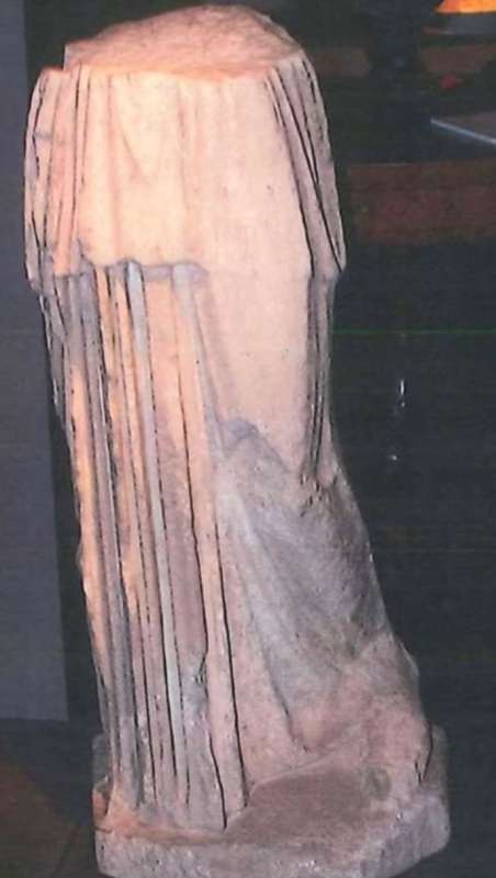 la statua rubata e destinata a kim kardashian 1