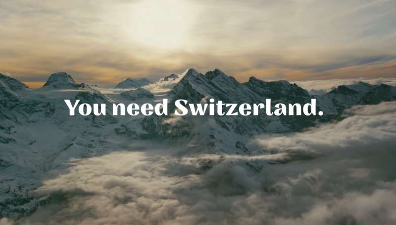 lo spot di svizzera turismo con de niro e federer 11