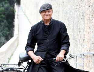 terence hill in don matteo 4