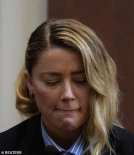 Amber Heard testimonia in tribunale 7