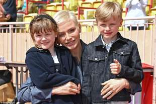 Charlene di Monaco con i figli