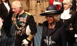 il principe carlo e camilla al queen's speech