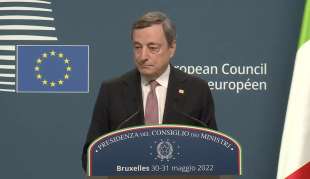 mario draghi in conferenza stampa dopo il consiglio europeo 2