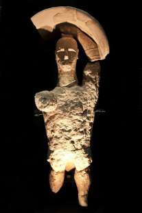 Una delle statue ritrovate a Monte Prama