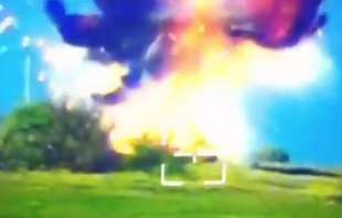 veicolo corazzato russo tzm t distrutto da un missile ucraino 6