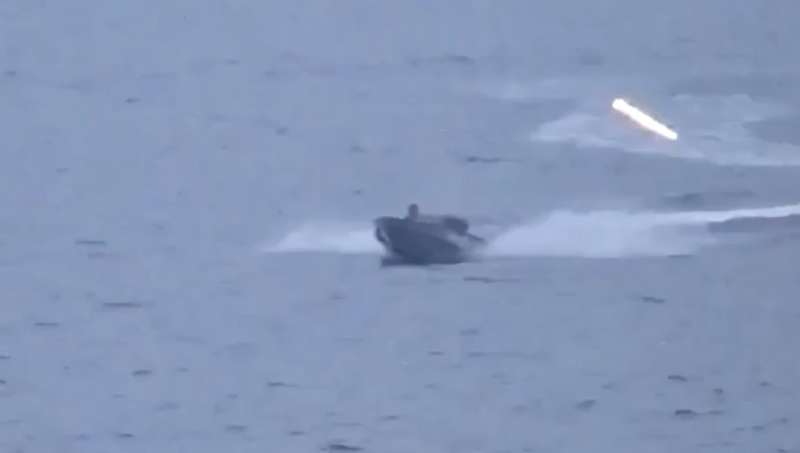 drone ucraino abbatte una nave russa nel mar nero 1
