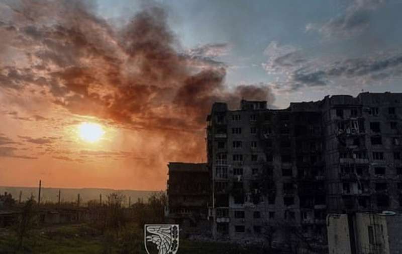 guerra in ucraina la distruzione di bakhmut 5