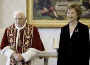 il presidente irlandese mary robinson con papa ratzinger
