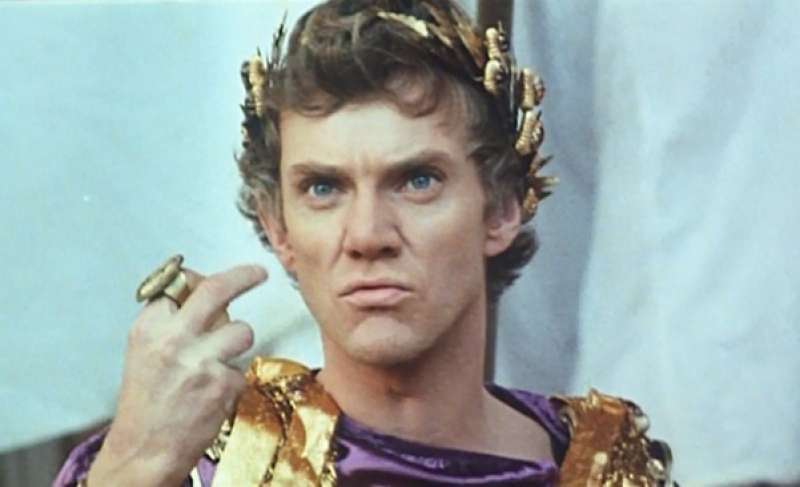 Malcolm McDowell in Io Caligola di Tinto Brass